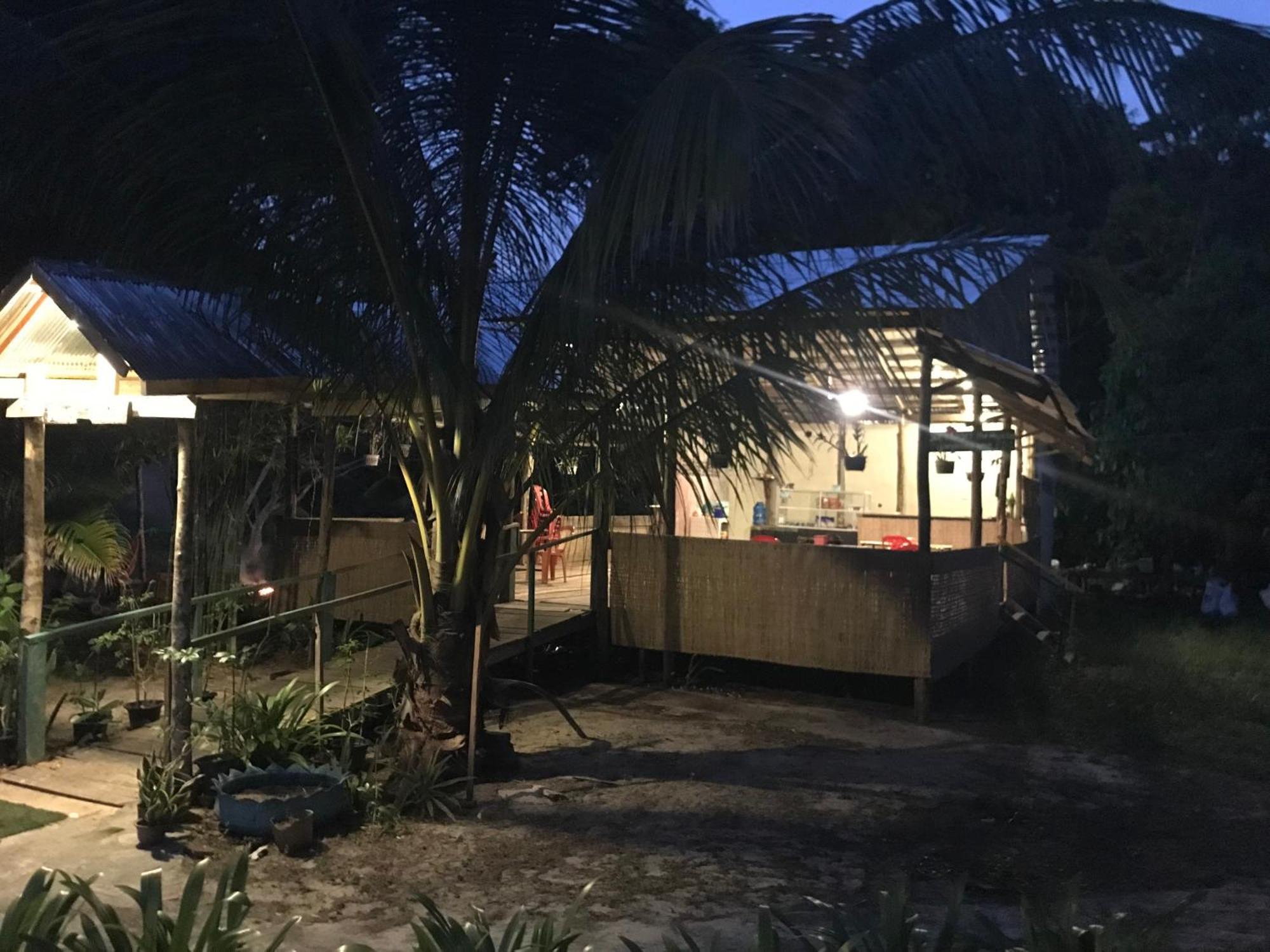 Naks Shack Hostel Koh Ta Kiev Екстериор снимка